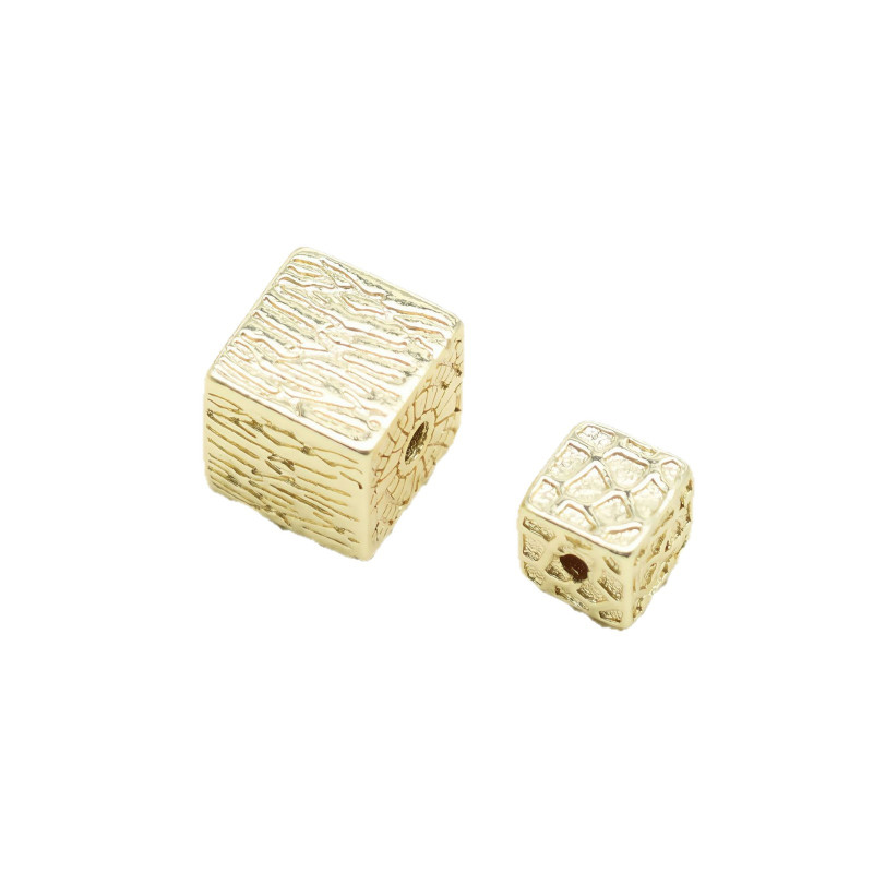 18k Gold-plated Copper High Color Retention Square Beads Hammered Wood Grain Loose Diy
