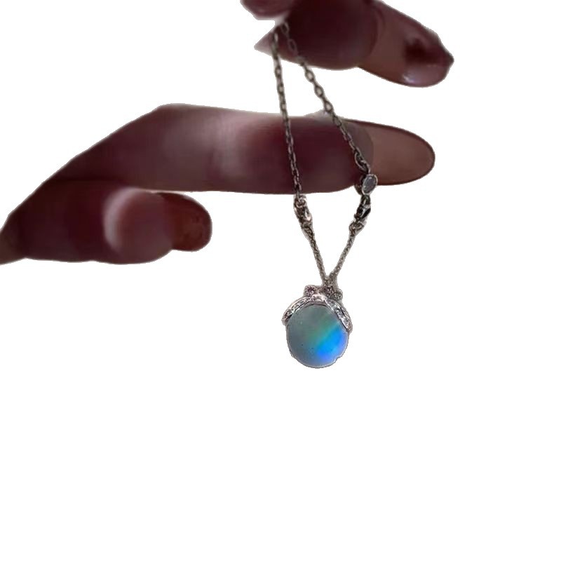 Simple Personalized Firefly Necklace for Women Summer 2025 New Light Luxury Niche Design